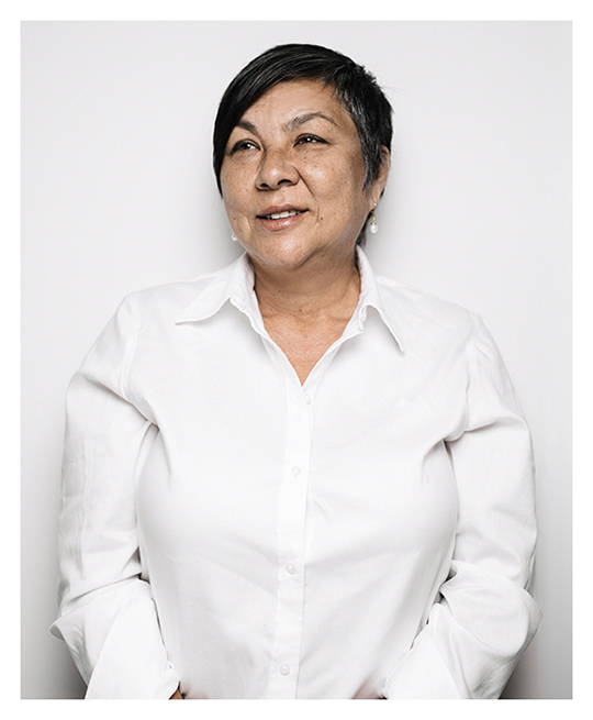 Dania Novack, Business owner, Author, Editor, Food industry, Publishing industry, Magazine industry, Maui, Hawai'i